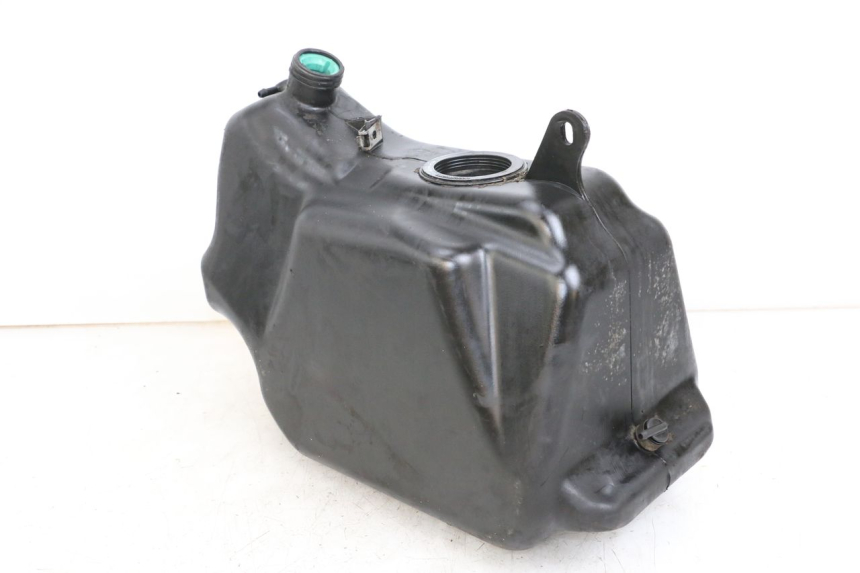 photo de FUEL TANK PIAGGIO X9 125 (2000 - 2003) - Alternative perspective