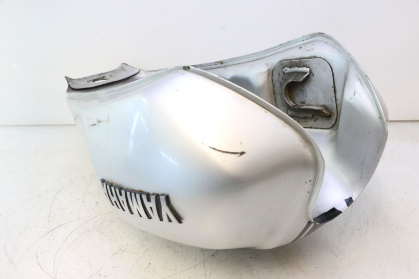 photo de FUEL TANK YAMAHA XJR 1300 (1998 - 2002) - Focus on structure