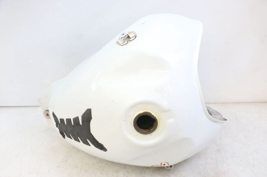 photo de FUEL TANK HONDA XLV VARADERO 125 (2000 - 2006) - High-resolution close-up