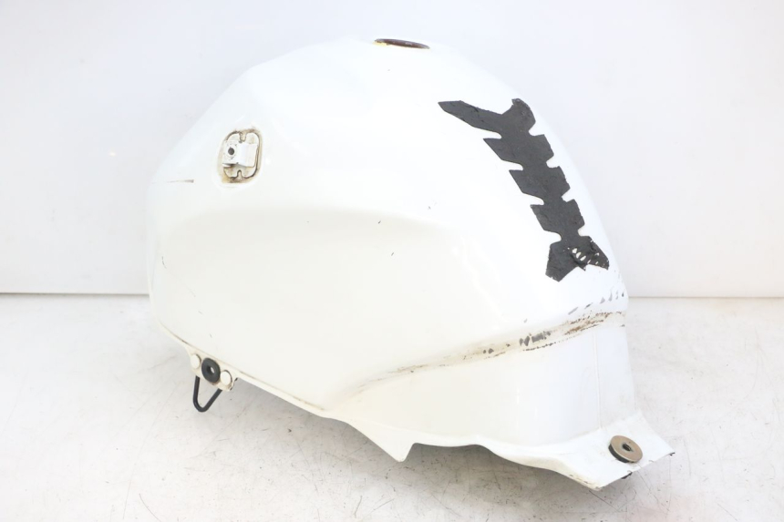 photo de FUEL TANK HONDA XLV VARADERO 125 (2000 - 2006) - Fixing points details