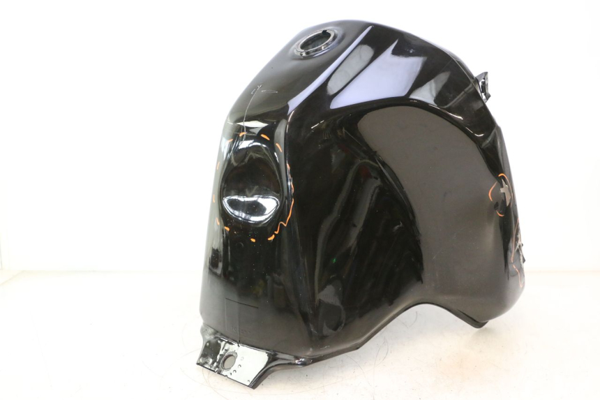 photo de FUEL TANK HONDA XRV AFRICA TWIN 750 (1990 - 1992) - Component detail