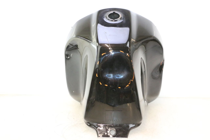 photo de FUEL TANK HONDA XRV AFRICA TWIN 750 (1990 - 1992) - Alternative angle
