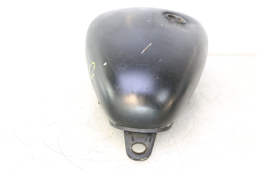 photo de FUEL TANK YAMAHA XV VIRAGO 535 (1988 - 2004) - High-resolution close-up