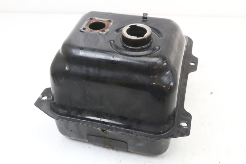 photo de FUEL TANK YAMAHA YE ZEST 50 (1992 - 1998) - Component detail