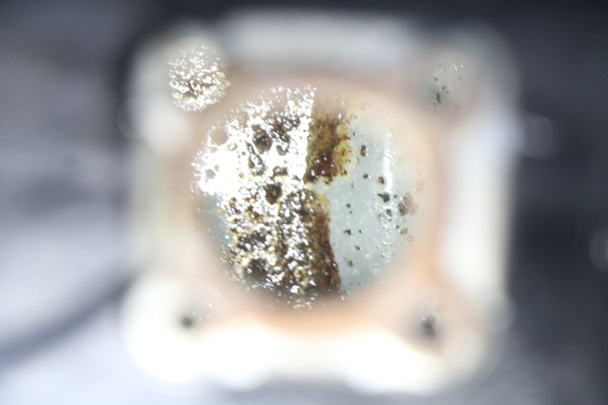 photo de FUEL TANK YAMAHA YE ZEST 50 (1992 - 1998) - Fixing points details