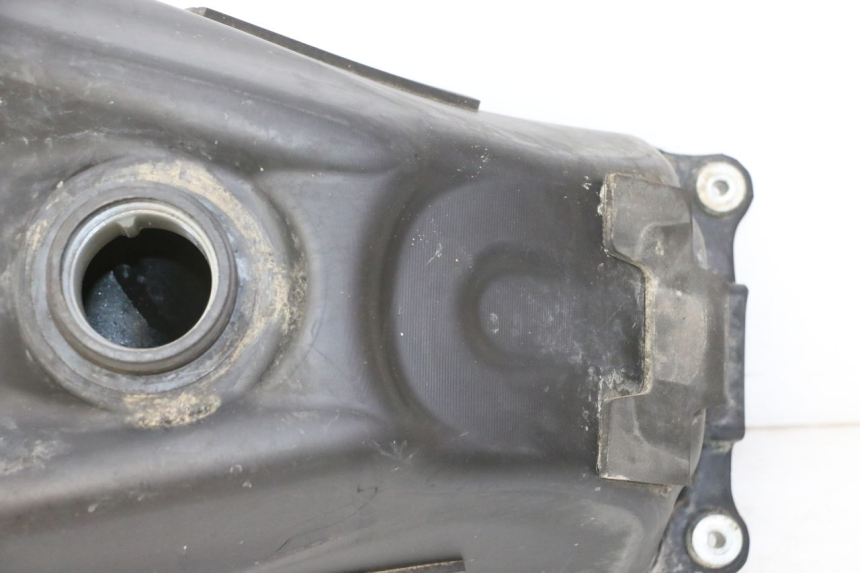 photo de FUEL TANK YAMAHA YFM R RAPTOR 250 (2008 - 2014) - Additional view of the item