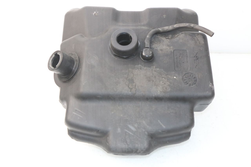 photo de FUEL TANK YAMAHA YP MAJESTY 125 (1998 - 2001) - Main view