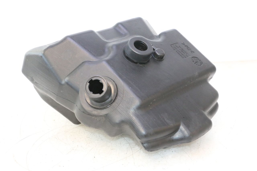 photo de FUEL TANK YAMAHA YP MAJESTY 125 (2002 - 2006) - Main view