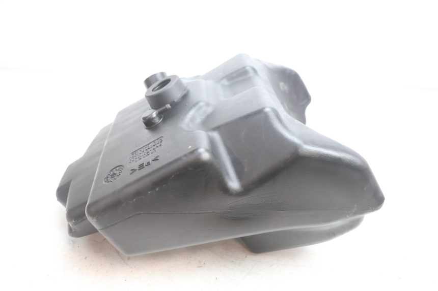 photo de FUEL TANK YAMAHA YP MAJESTY 125 (2002 - 2006) - Product overview