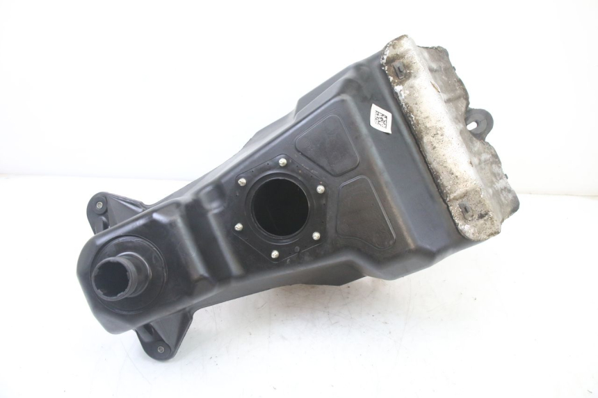 photo de FUEL TANK YAMAHA YP X-MAX XMAX 400 (2014 - 2017) - Zoom on usage condition