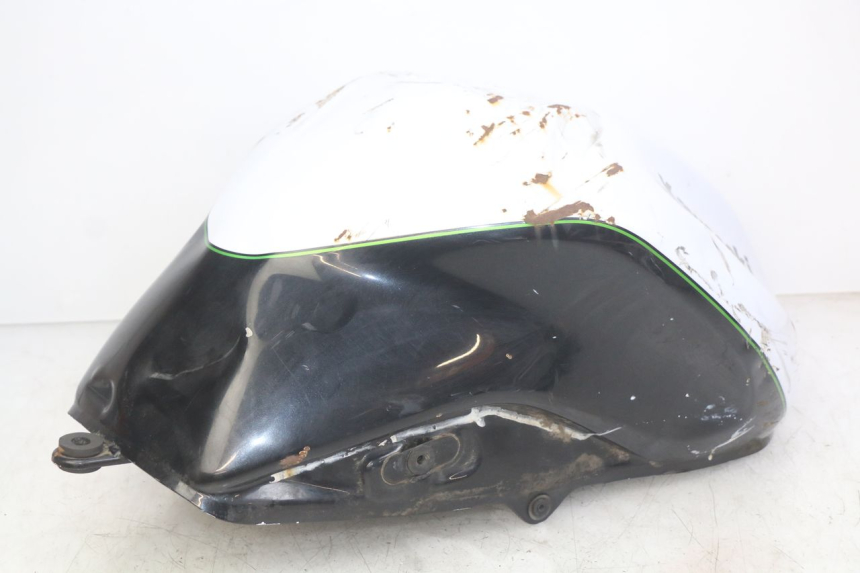 photo de FUEL TANK KAWASAKI Z 750 (2007 - 2013) - Spare part profile view