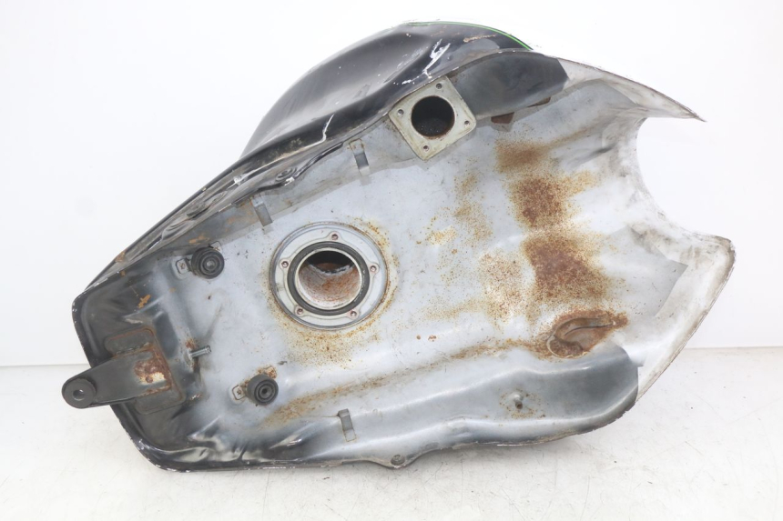 photo de FUEL TANK KAWASAKI Z 750 (2007 - 2013) - Surface and material condition