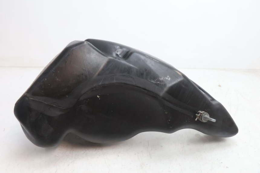 photo de FUEL TANK PIAGGIO ZIP 2T 50 (2009 - 2019) - Alternative perspective