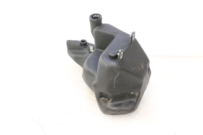 photo de FUEL TANK PIAGGIO ZIP 4T 50 (2006 - 2017) - Technical close-up