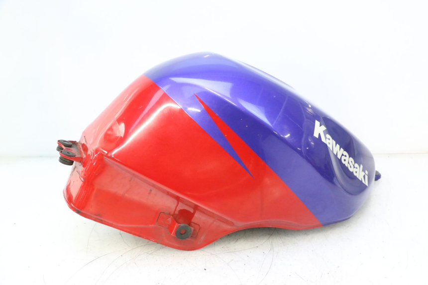 photo de FUEL TANK KAWASAKI ZX-6R ZX6R 600 (1995 - 1997) - High-resolution close-up
