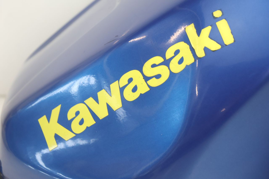 photo de FUEL TANK KAWASAKI ZX-6R ZX6R 600 (1995 - 1997) - Zoom on usage condition