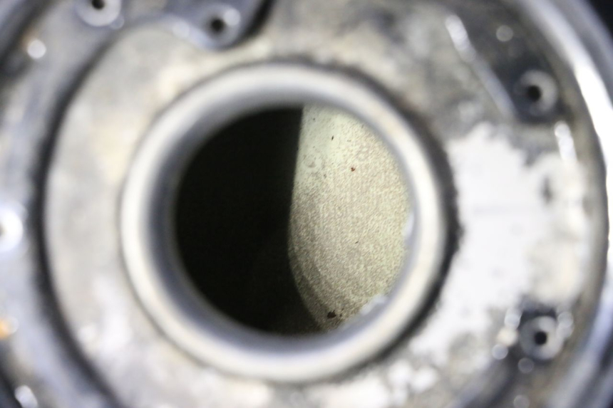 photo de FUEL TANK KAWASAKI ZZR 600 (1995 - 2004) - Focus on structure