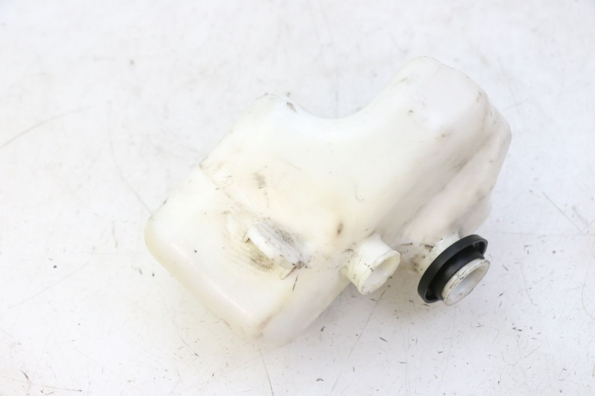 photo de OIL TANK KYMCO AGILITY NAKED RENOUVO 2T 50 (2011 - 2018) - Zoom on usage condition