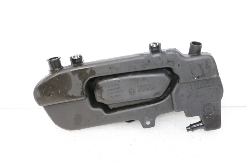 photo de OIL TANK APRILIA CLASSIC 125 (1995 - 2001) - Component detail
