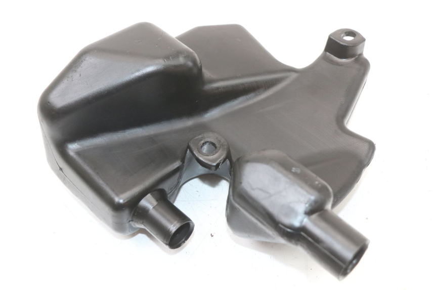 photo de OIL TANK PIAGGIO FLY 2T 50 (2004 - 2017) - Alternative perspective