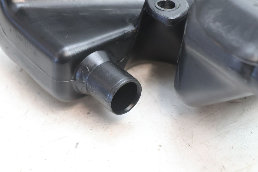 photo de OIL TANK PIAGGIO FLY 2T 50 (2004 - 2017) - Product overview
