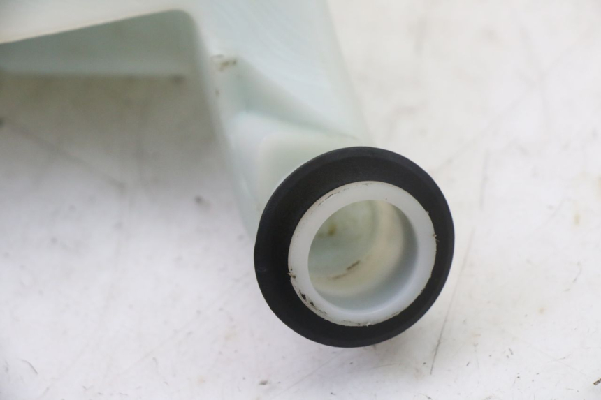 photo de OIL TANK YAMAHA JOG R 50 (2004 - 2014) - Alternative perspective