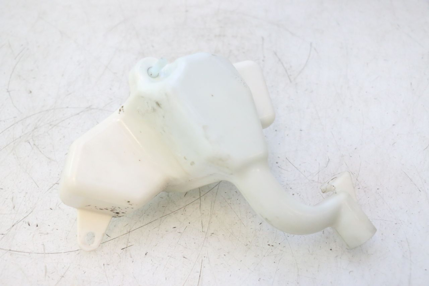 photo de OIL TANK PEUGEOT KISBEE 2T 50 (2010 - 2017) - Alternative perspective