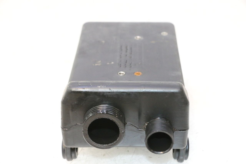 photo de OIL TANK RIEJU MRT PRO SUPERMOTARD 50 (2007 - 2018) - Component detail