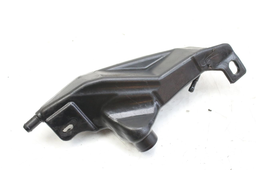 photo de OIL TANK PIAGGIO NEW TYPHOON 50 (2018 - 2021) - Alternative perspective