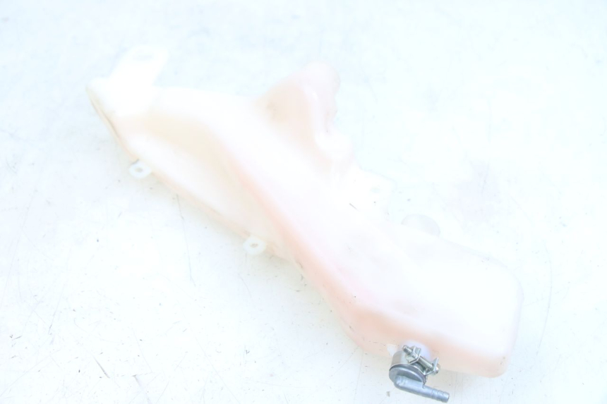 photo de OIL TANK PIAGGIO NEW TYPHOON 50 (2018 - 2021) - Alternative perspective