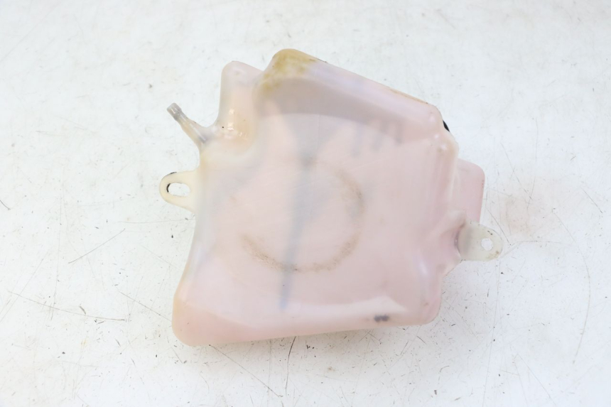 photo de OIL TANK PEUGEOT TREKKER TKR 50 (2005 - 2014) - Alternative perspective