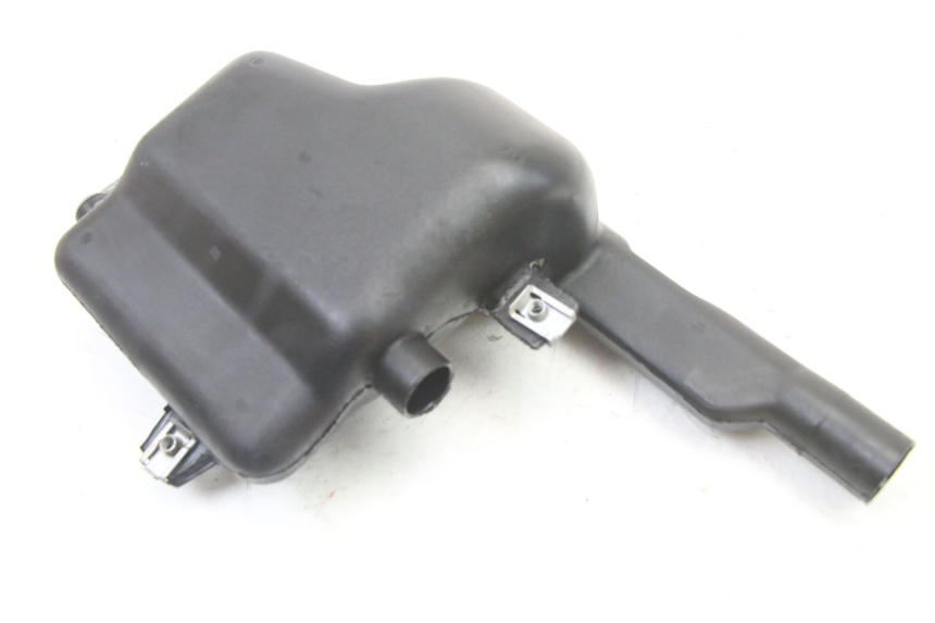 photo de OIL TANK PIAGGIO VESPA S 2T 50 (2007 - 2014) - Alternative perspective