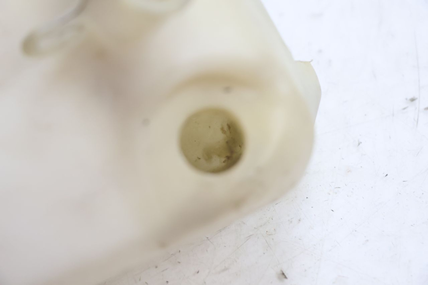 photo de OIL TANK RAZZO QTR 50 (2011 - 2018) - Technical close-up