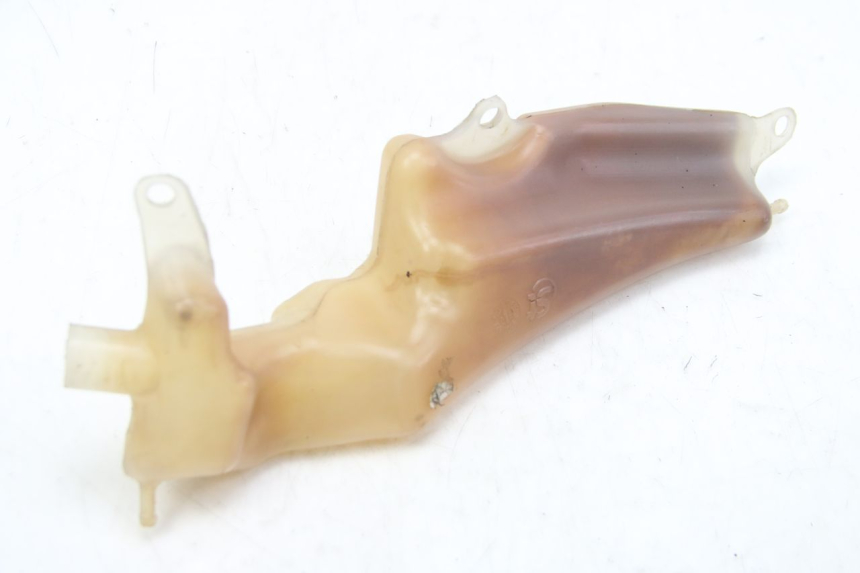 photo de OIL TANK SUZUKI SIXTEEN 125 (2008 - 2010) - Component detail