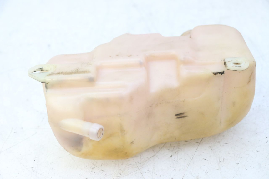 photo de OIL TANK PEUGEOT SPEEDAKE 50 (1995 - 1997) - Alternative perspective