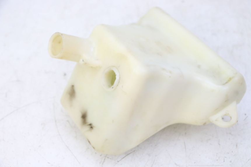 photo de OIL TANK PEUGEOT SPEEDFIGHT 3 AIR 50 (2009 - 2015) - Alternative perspective