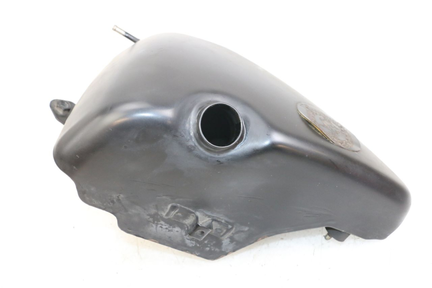 photo de OIL TANK HARLEY DAVIDSON SPORTSTER XL CUSTOM 1200 (2003 - 2004) - Surface and material condition