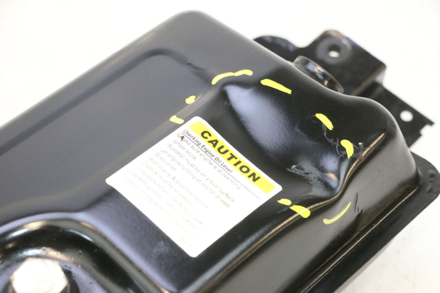 photo de OIL TANK CAN-AM SPYDER RS 1000 (2008 - 2012) - Surface and material condition