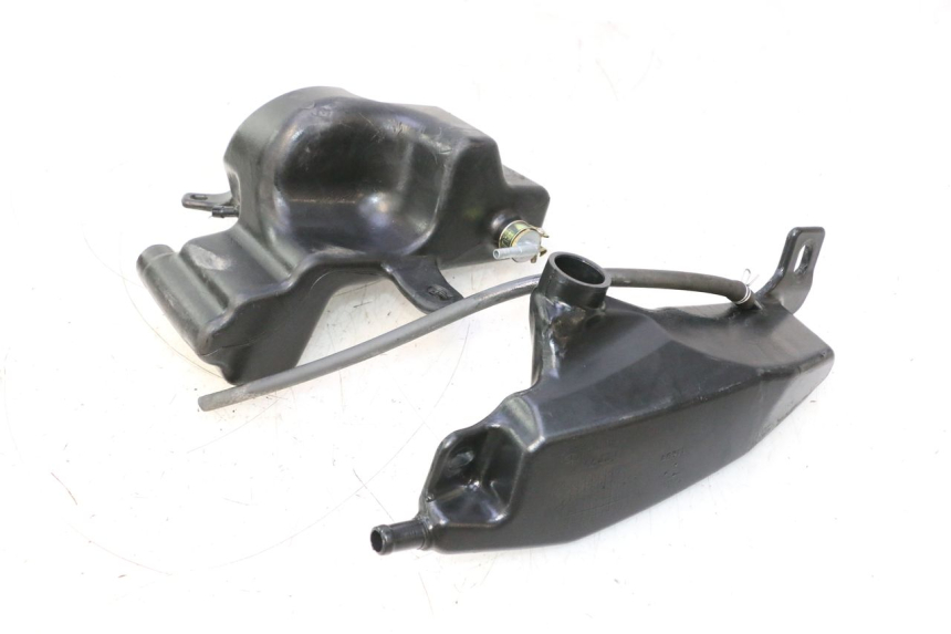 photo de OIL TANK APRILIA SR 2T 50 (2012 - 2017) - Main view