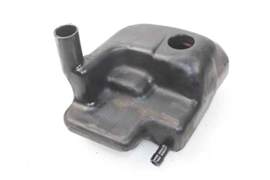 photo de OIL TANK PEUGEOT SX 80 (1986 - 1995) - Zoom on usage condition