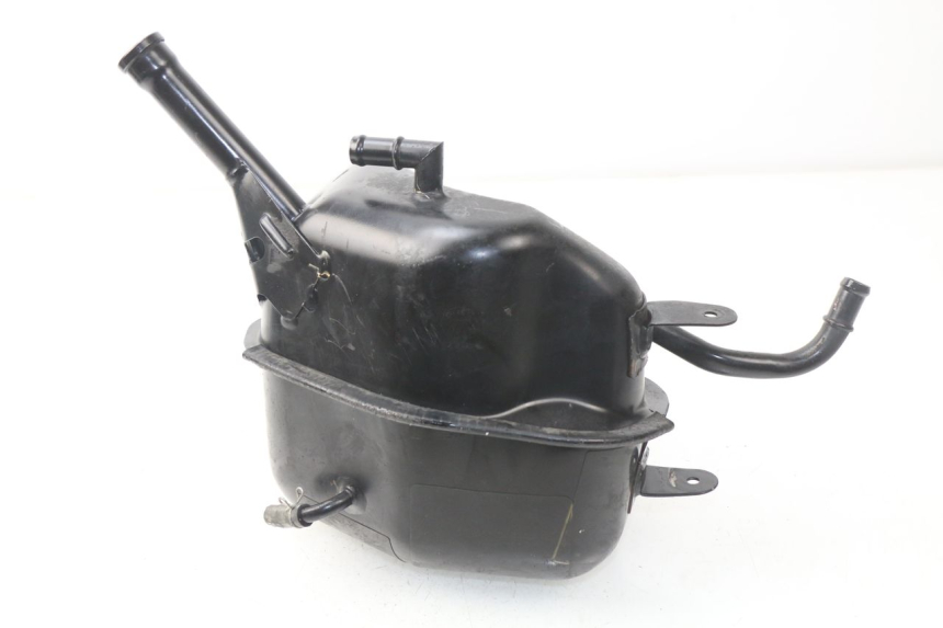 photo de OIL TANK YAMAHA TDM ABS 900 (2002 - 2014) - Alternative perspective