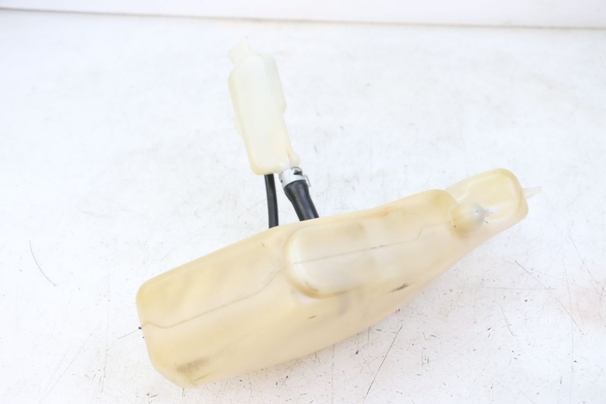 photo de OIL TANK YAMAHA TDR DELTABOX 125 (1997 - 2003) - Zoom on usage condition