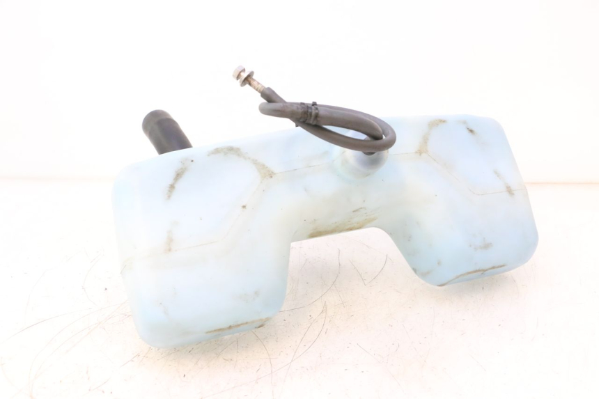 photo de OIL TANK YAMAHA WAVE RUNNER GP R 1200 (2000 - 2003) - Fixing points details