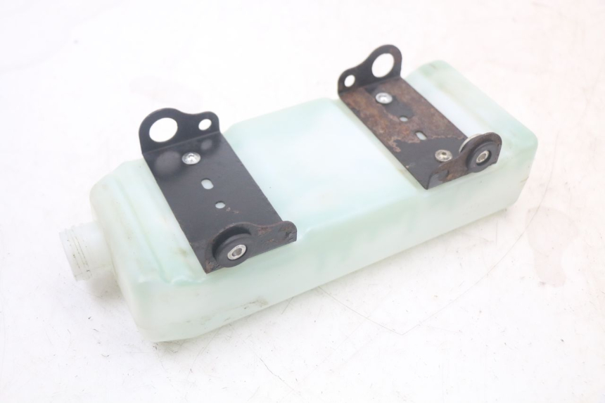 photo de OIL TANK FANTIC XM PERFORMANCE 2T 50 (2021 - 2022) - Surface and material condition