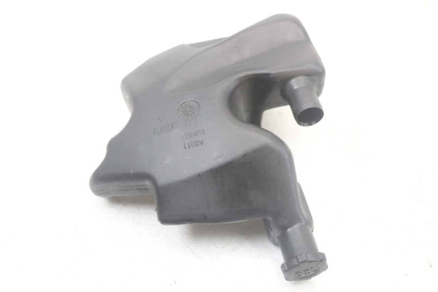 photo de OIL TANK PIAGGIO ZIP 2T 50 (2009 - 2019) - Zoom on usage condition