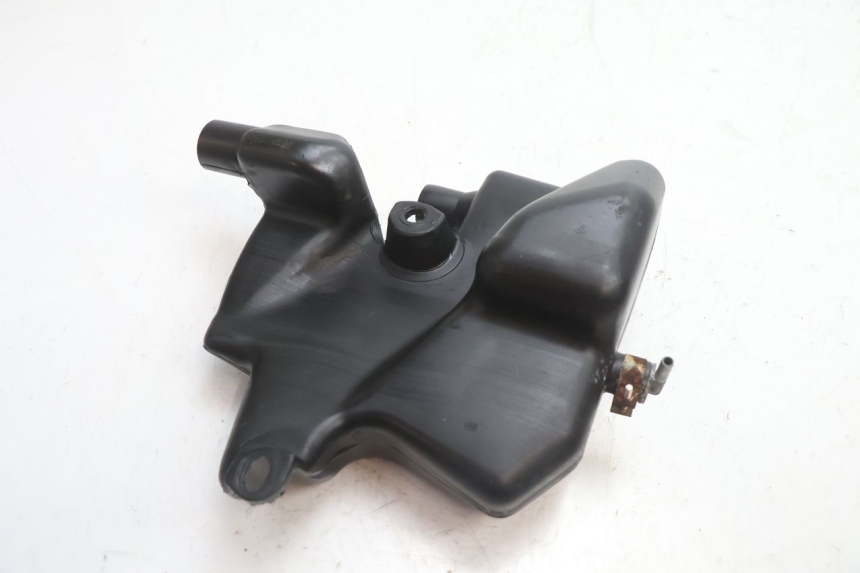 photo de OIL TANK PIAGGIO ZIP 2T 50 (2009 - 2019) - Alternative perspective