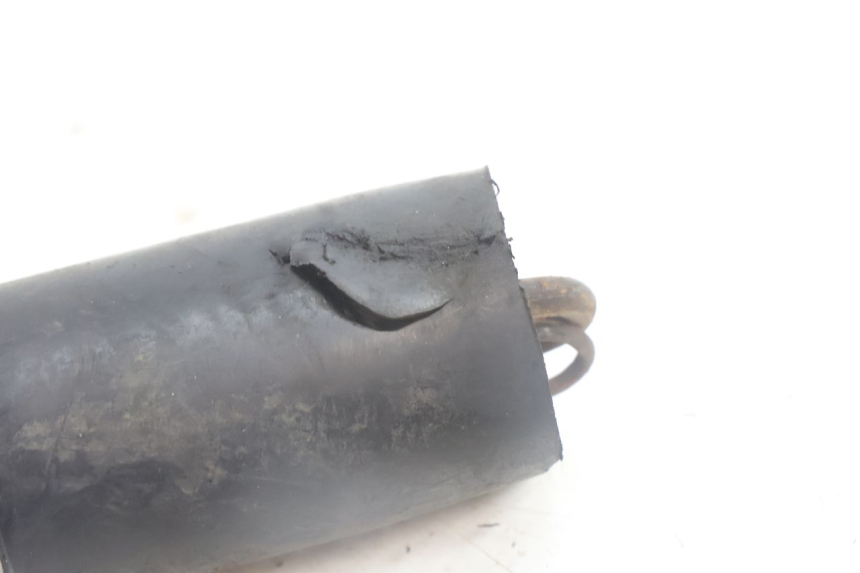 photo de CENTER STAND SPRING YAMAHA BW'S BWS 125 (2010 - 2013) - Zoom on usage condition