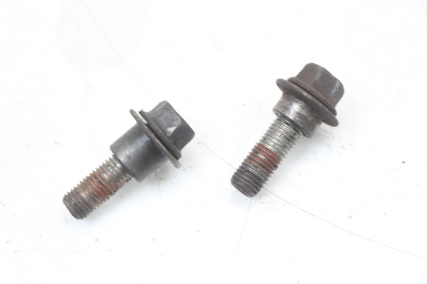 photo de MAIN STAND SPRING HONDA FES S-WING SWING 125 (2007 - 2015) - Zoom on usage condition