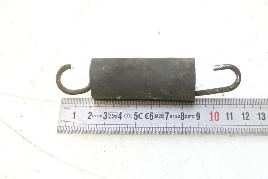 photo de MAIN STAND SPRING YAMAHA YP MAJESTY 125 (1998 - 2001) - Component detail