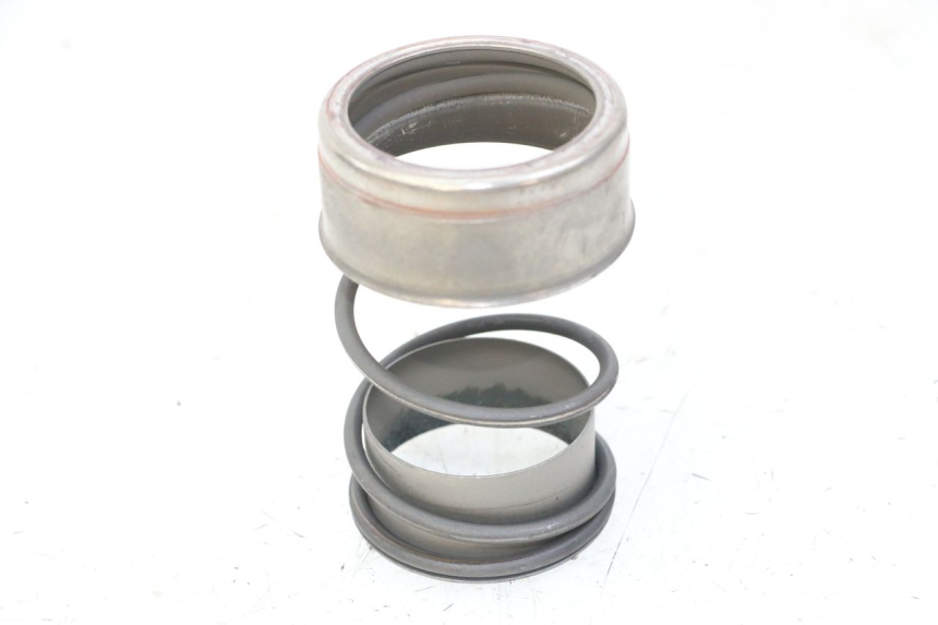 photo de CLUTCH SPRING PEUGEOT ELYSTAR 125 (2002 - 2007) - Zoom on usage condition